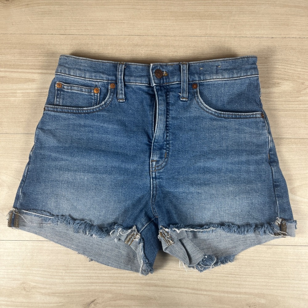 Madewell High-Rise Denim Shorts Size 28 Medium Wash Raw Hem